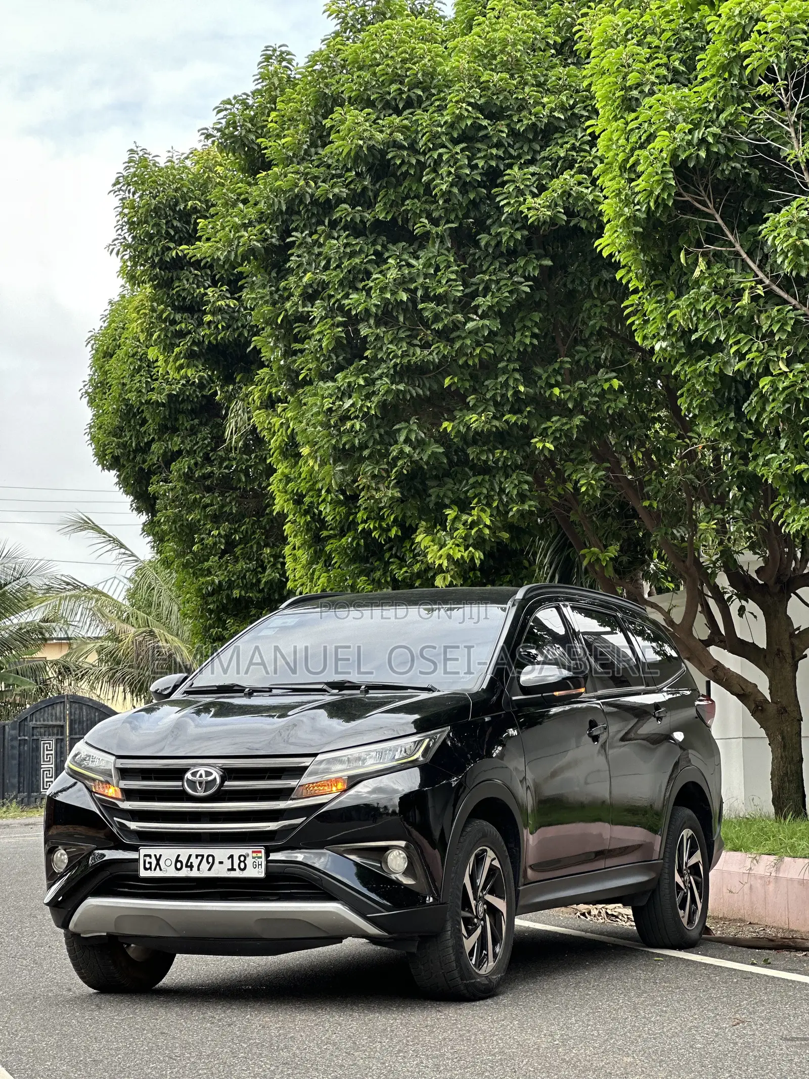 Toyota Rush 1.5 AWD 2018 Black