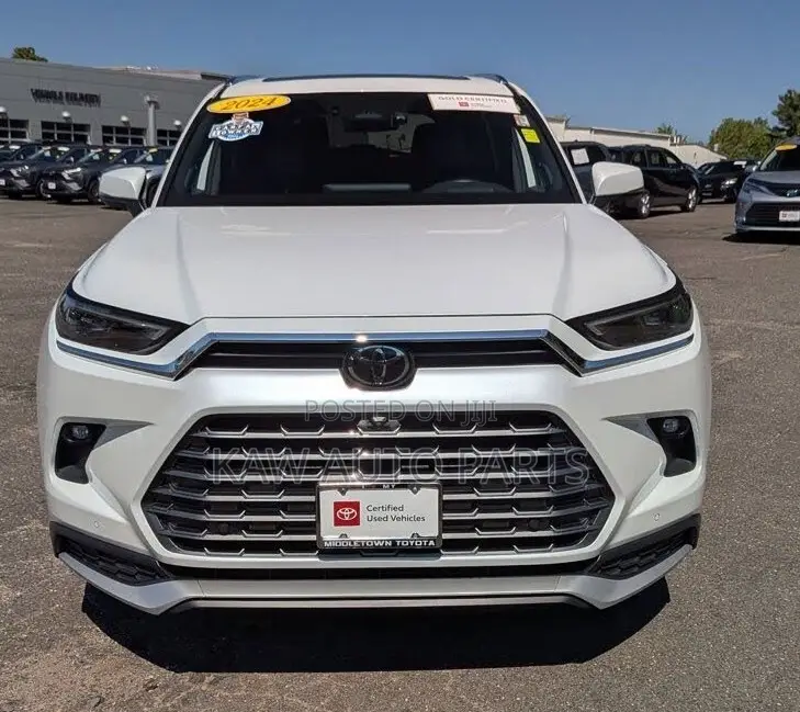2023,2024,2025 Front Bumper Toyota Highlander Grand