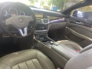 Mercedes-Benz CLS 2012 Black
