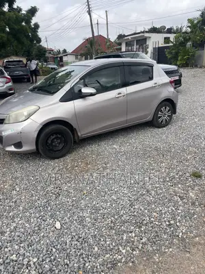 Toyota Vitz 2013 Gray
