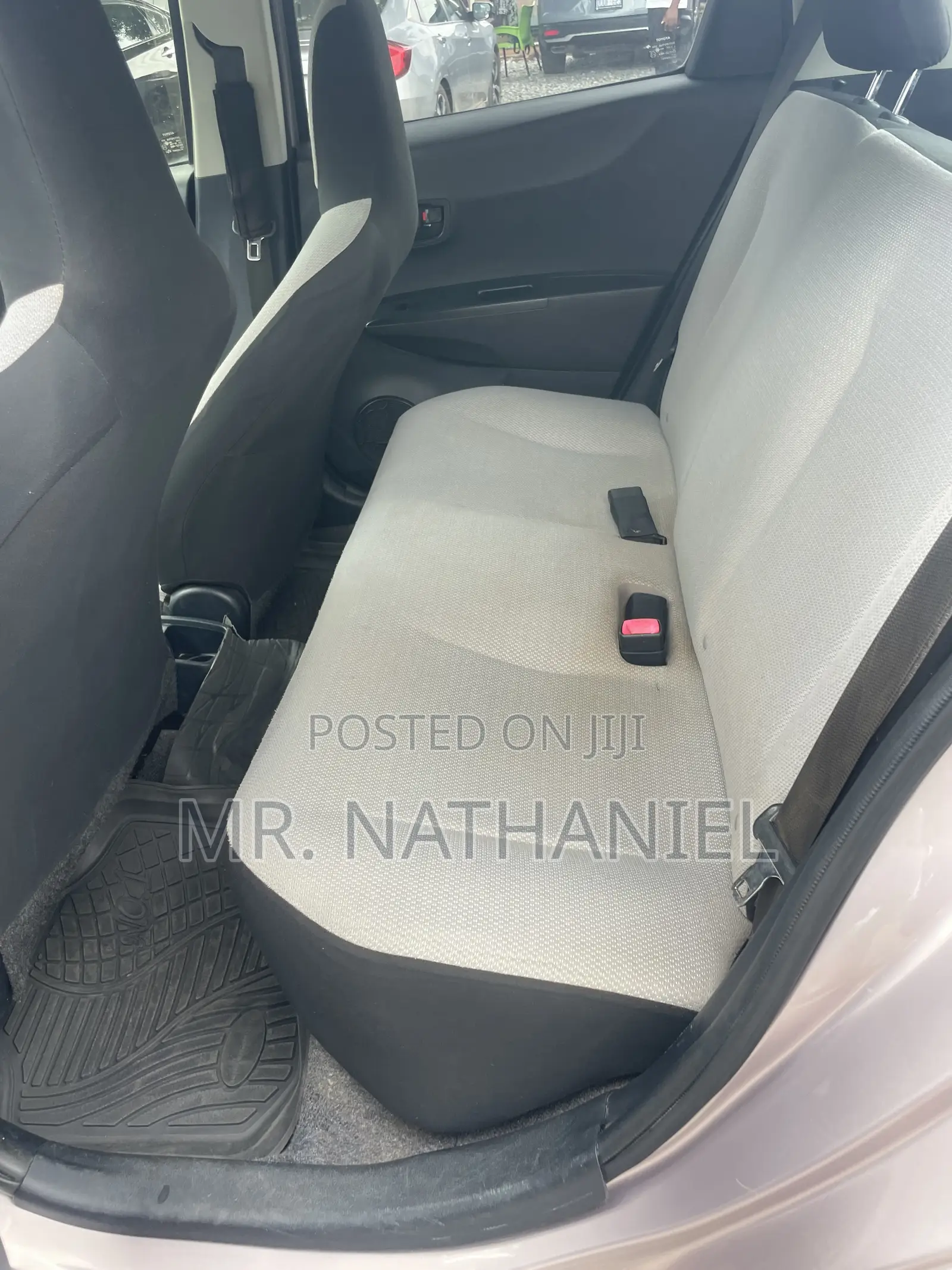 Toyota Vitz 2013 Gray