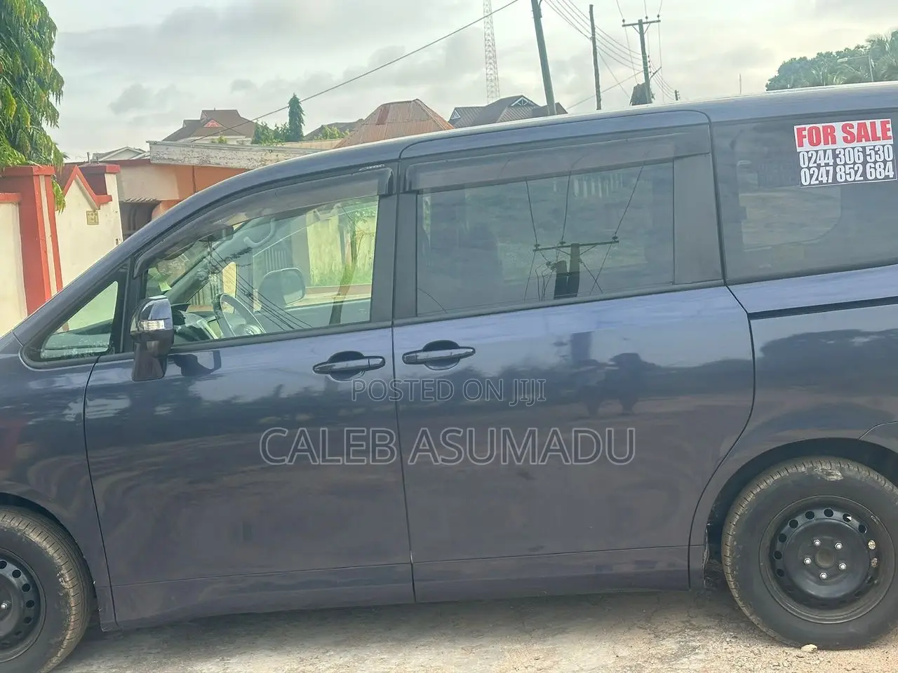 Toyota Voxy 2011 Black