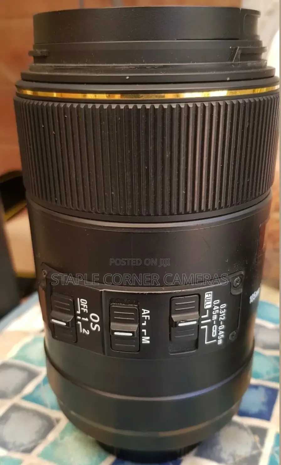Sigma EX 105mm F/2.8 OS HSM Dg Lens