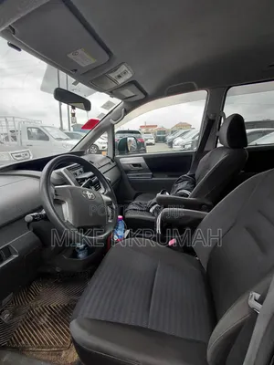 Toyota Voxy 2010 Black