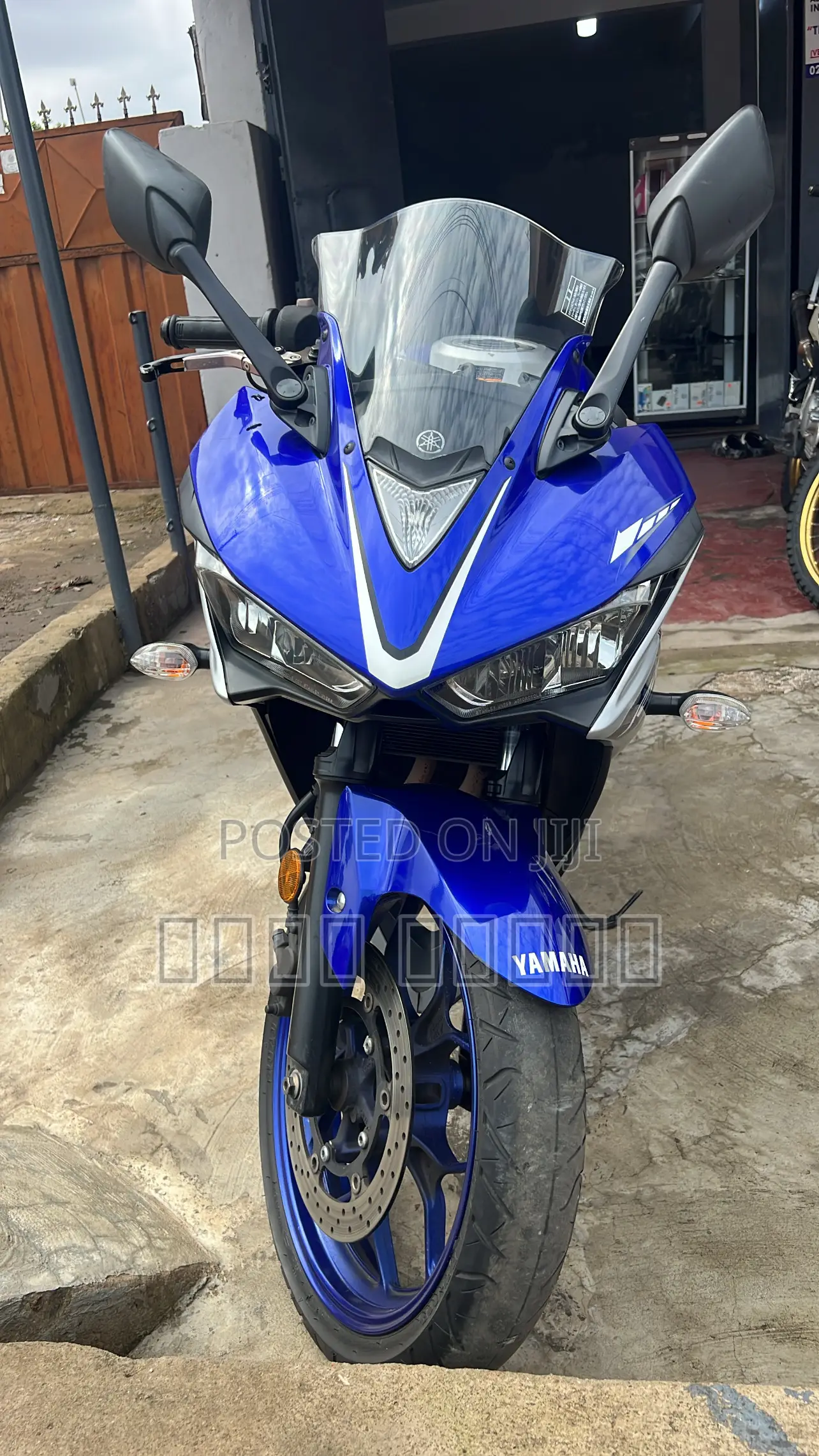 Honda CBR 2015 Blue