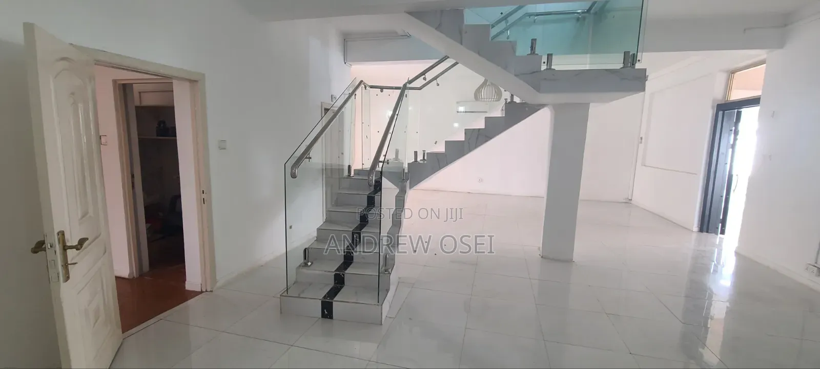 5bdrm House in Labone, Accra Metropolitan for rent
