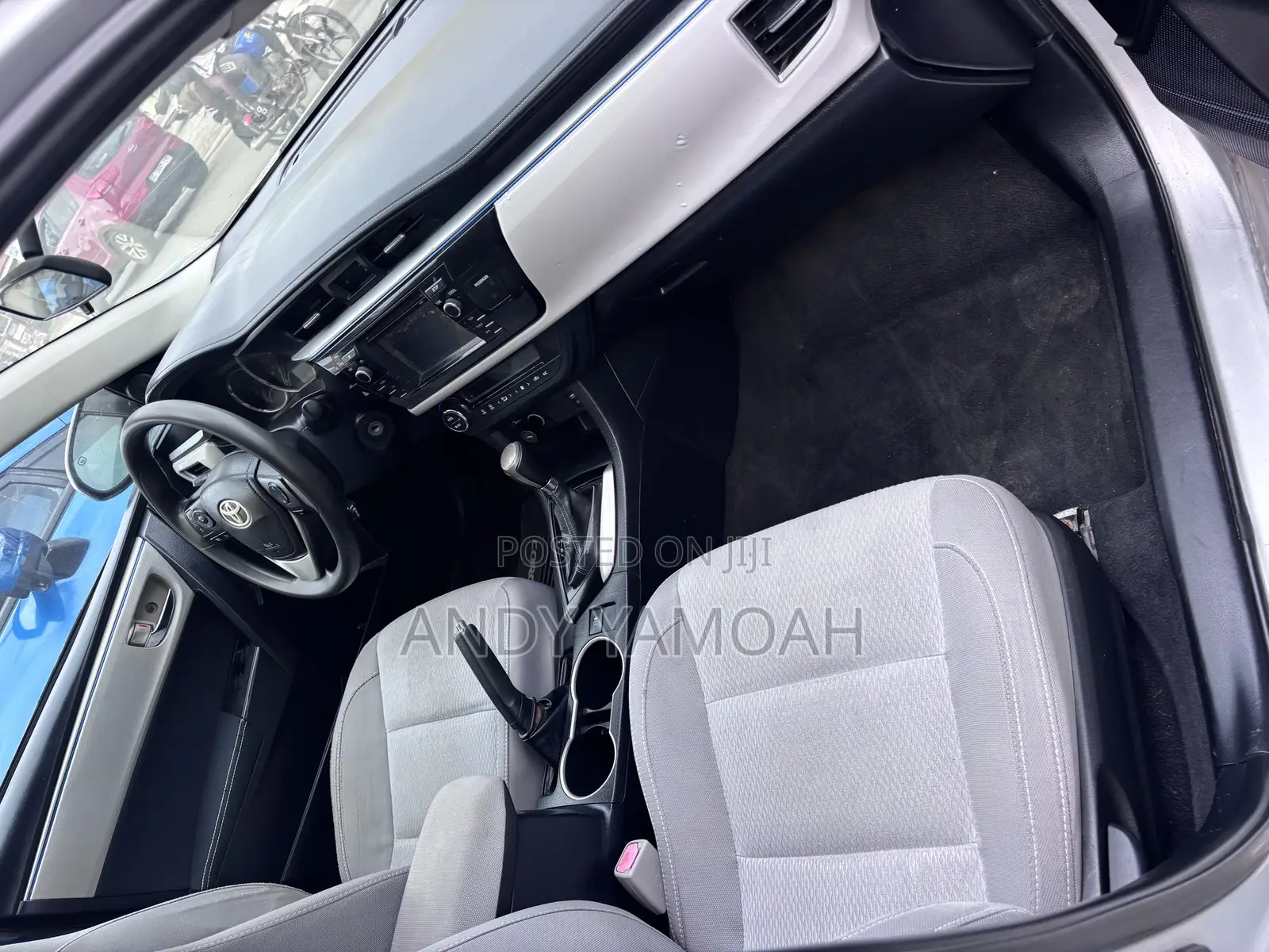 Toyota Corolla 2015 Silver