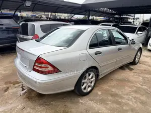 Mercedes-Benz C180 2007 Silver
