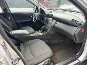 Mercedes-Benz C180 2007 Silver
