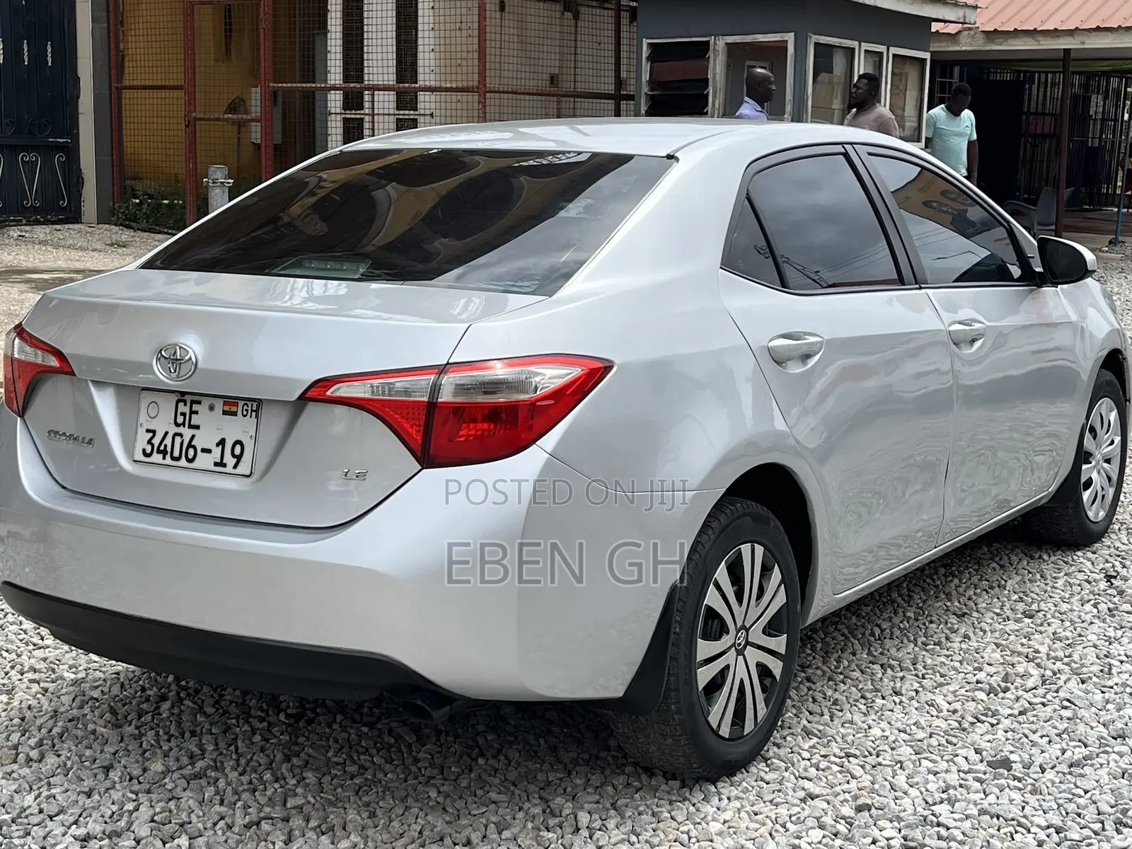 Toyota Corolla LE 4dr Sedan (1.8L 4cyl CVT) 2016 Silver