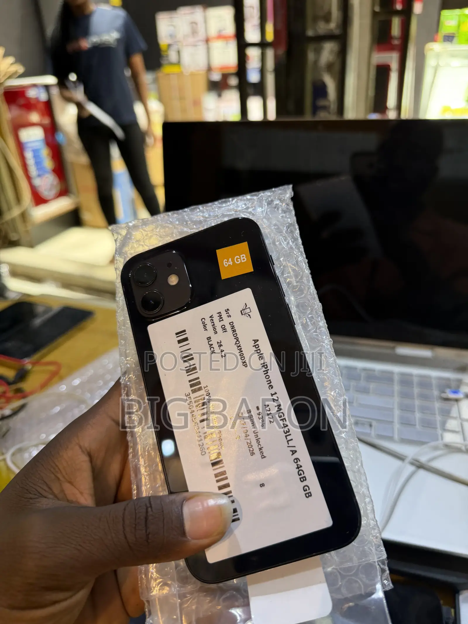 Apple iPhone 12 64 GB Black