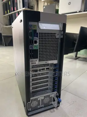 Desktop Computer Dell Precision 5810 64GB Intel Xeon HDD+SSD 512GB