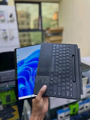 New Microsoft Surface Pro 11th Edition, a Copilot+ PC 16GB SSD 1T