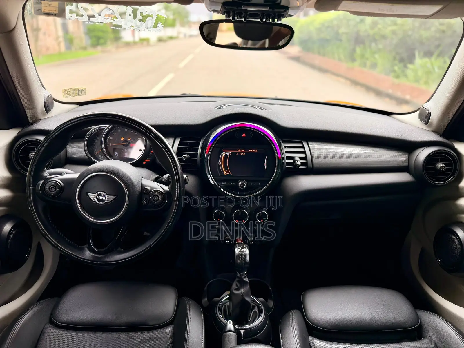 Mini Cooper 2016 Orange