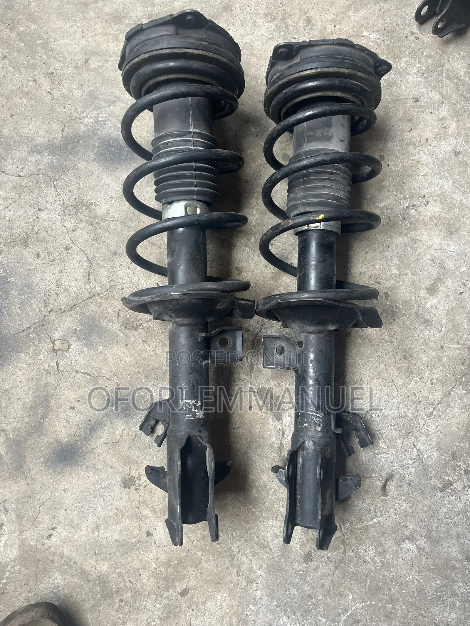 Nissan Versa Front Shocks