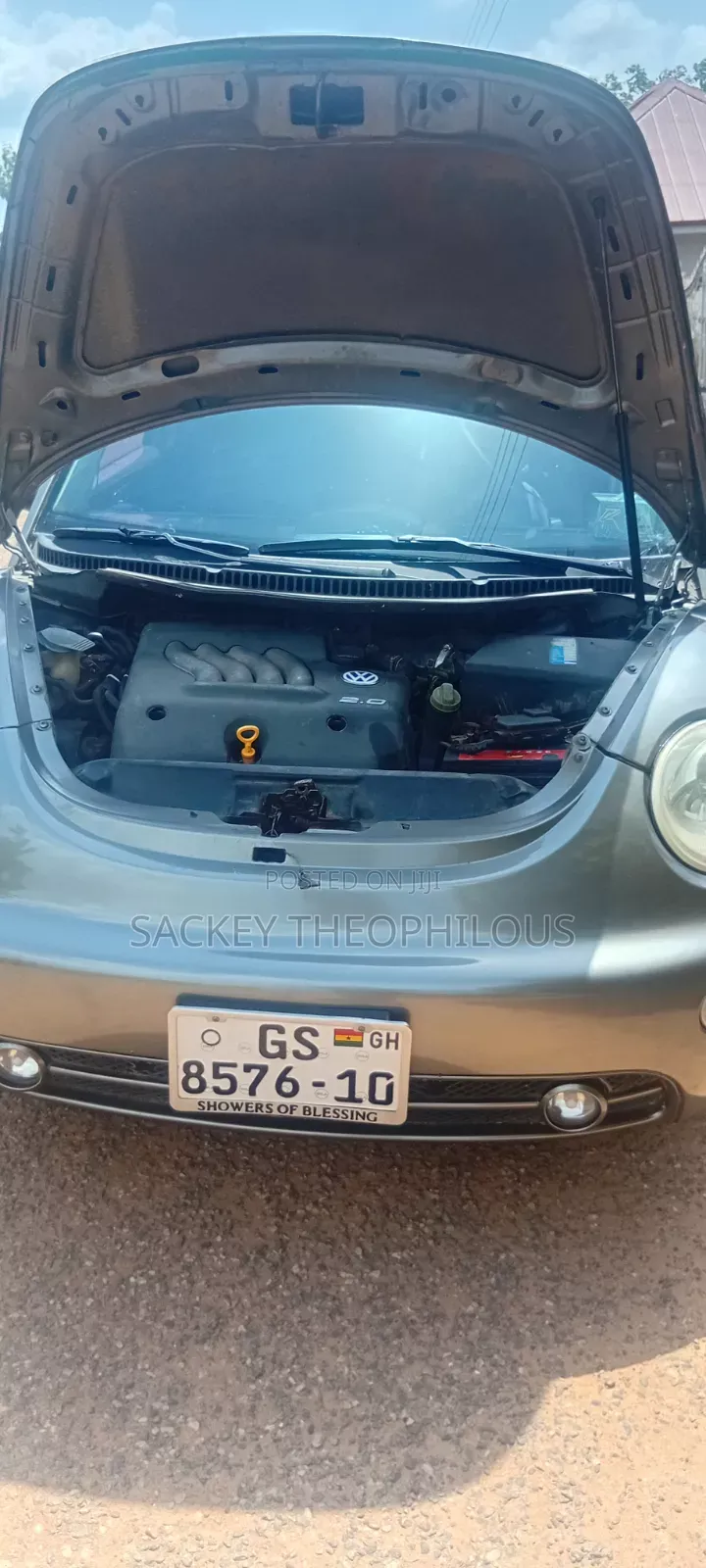 Volkswagen Beetle 2000 Gray
