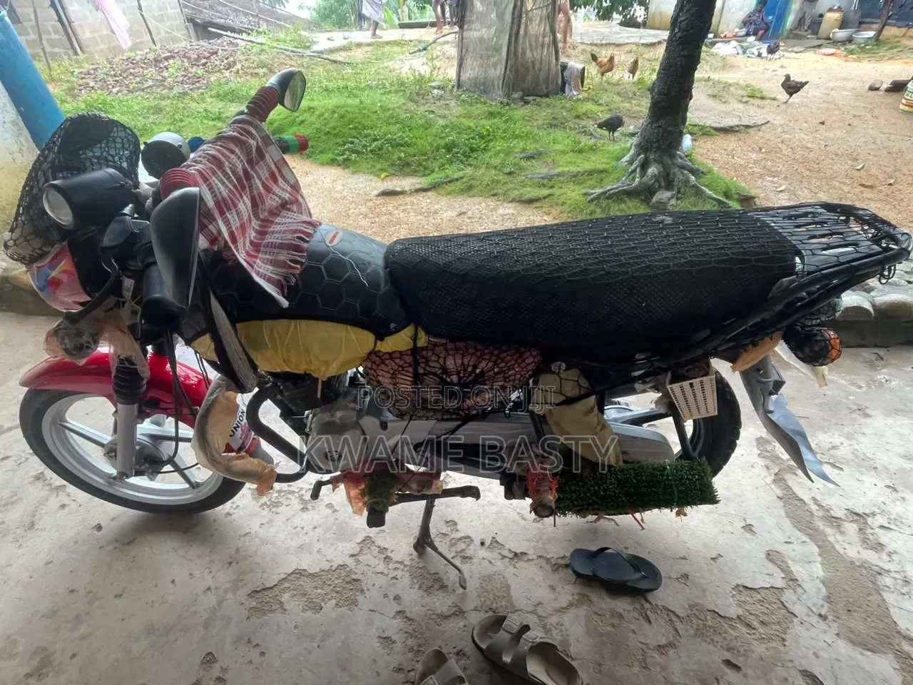 Bajaj Boxer 125 2026 Red