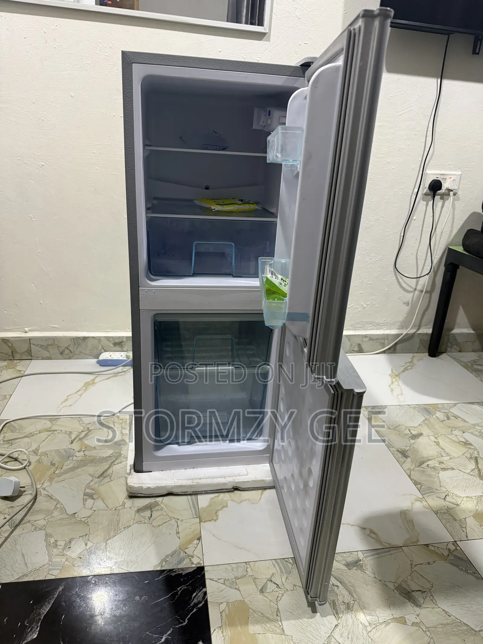 Table Fridge With Freezer