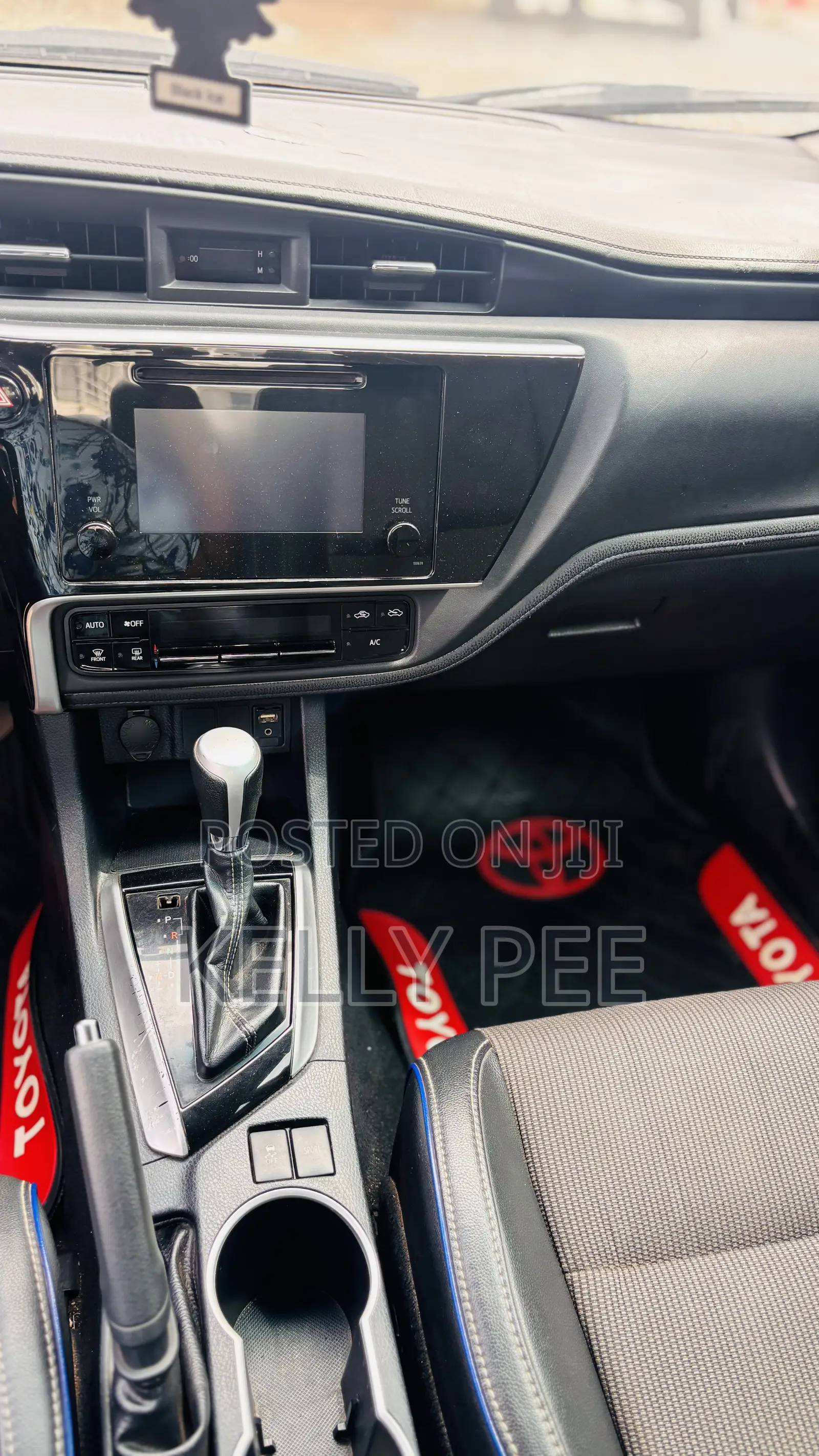 Toyota Corolla S 4dr Sedan (1.8L 4cyl CVT) 2016 Gray