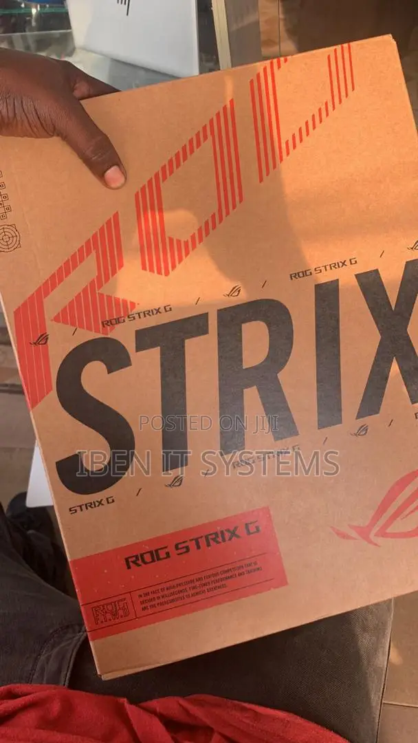 New Laptop Asus ROG Strix G16 32GB Intel Core Ultra 9 SSD 1T