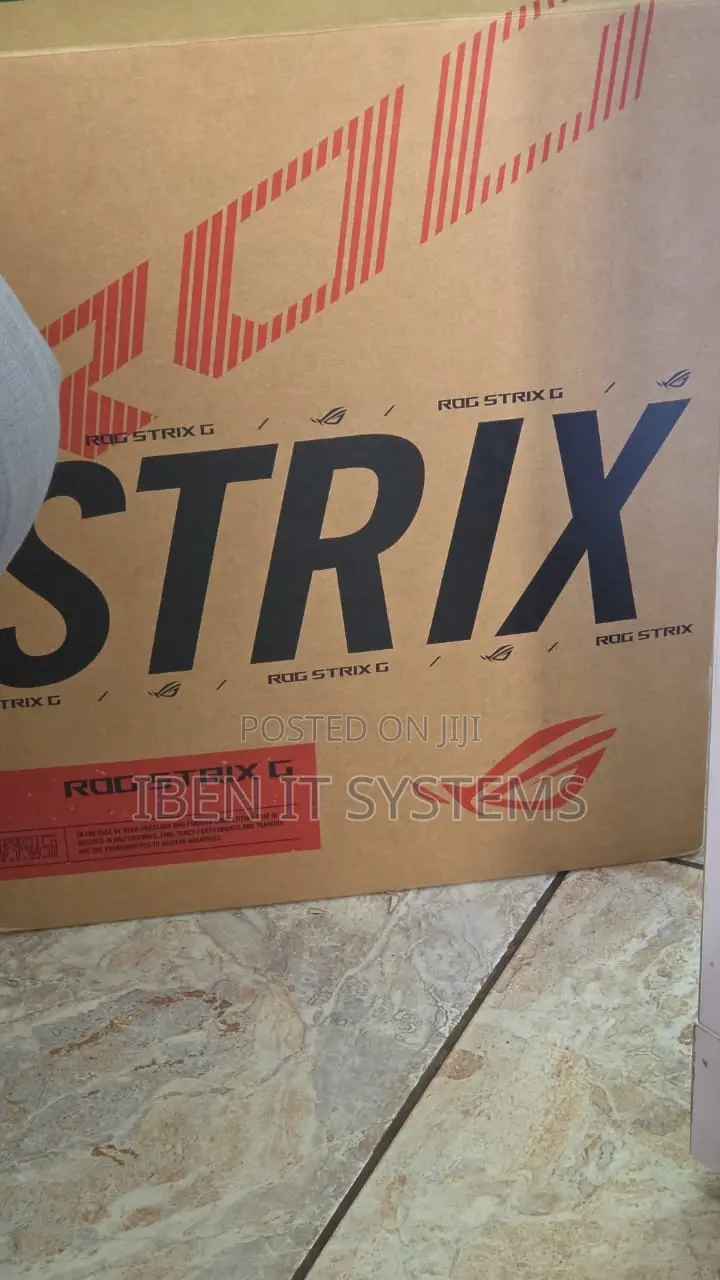 New Laptop Asus ROG Strix G16 32GB Intel Core Ultra 9 SSD 1T