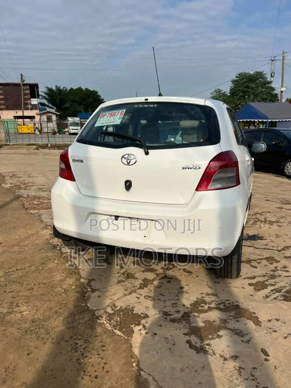 Toyota Yaris L Hatchback 3dr 2012 White