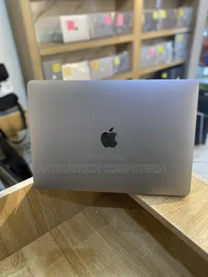 Laptop Apple MacBook Pro 2020 8GB Apple M1 Pro SSD 256GB