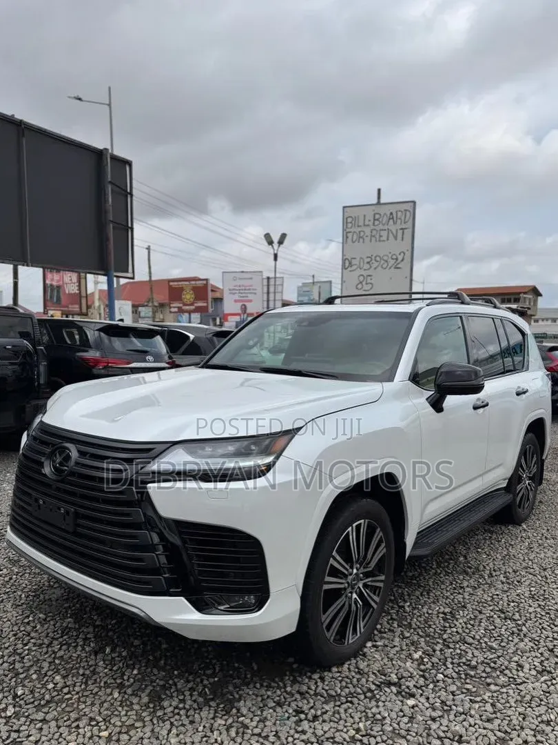 New Lexus LX 600 2024 White
