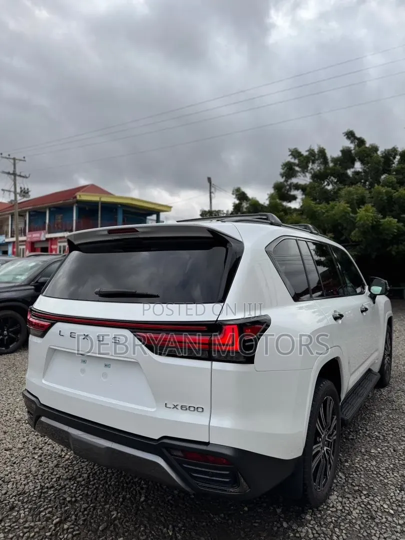 New Lexus LX 600 2024 White