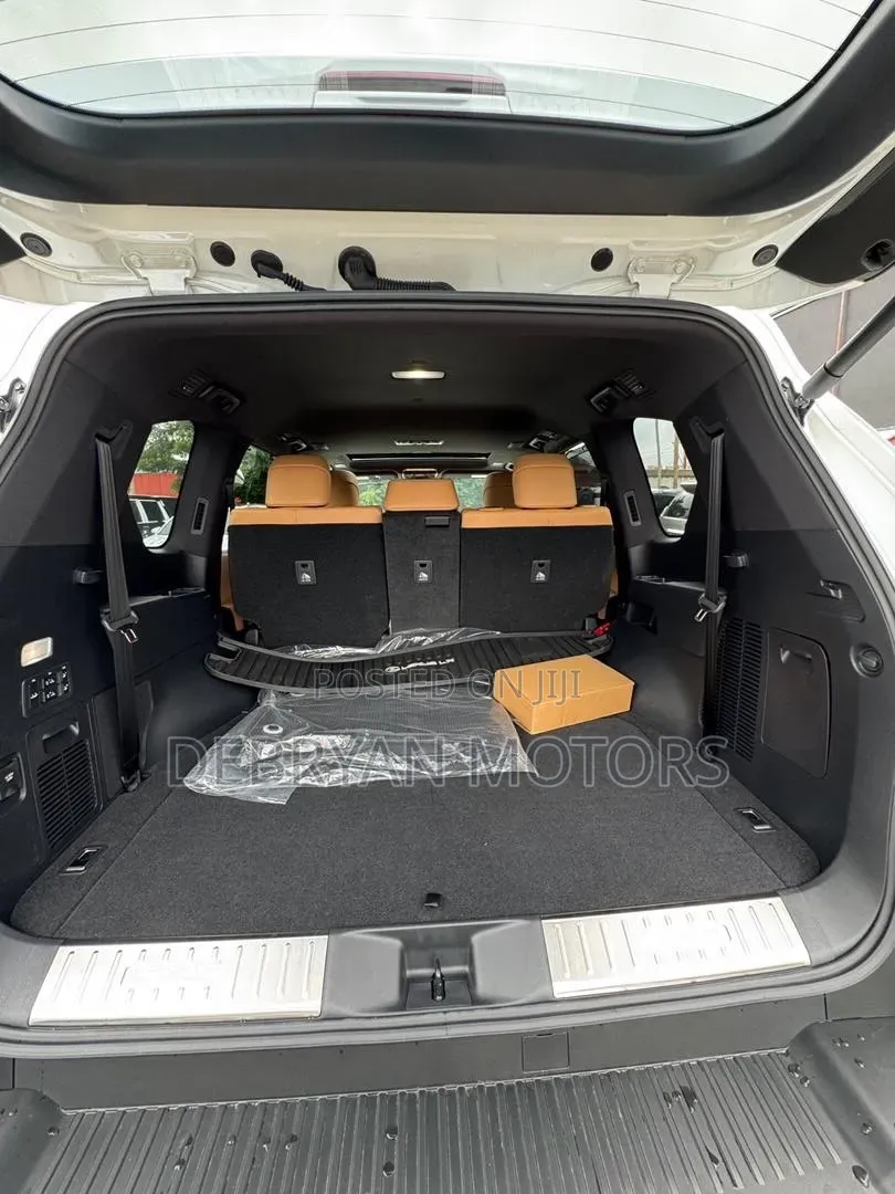New Lexus LX 600 2024 White
