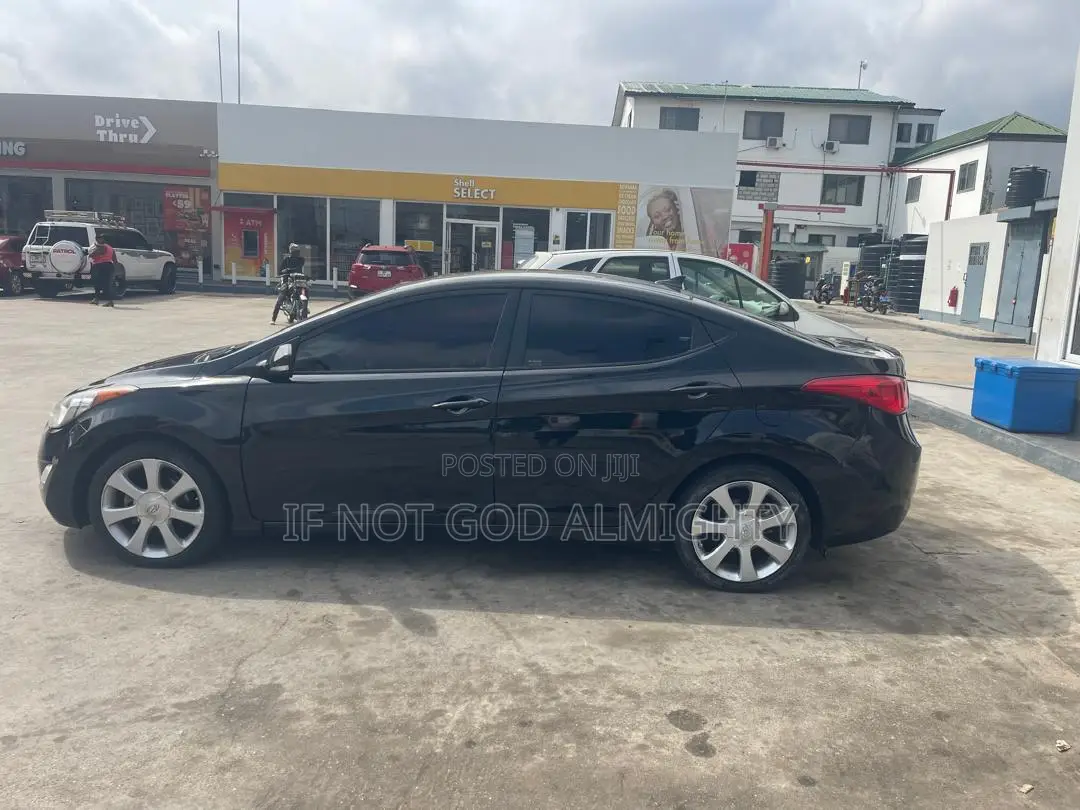 Hyundai Elantra 2013 Black