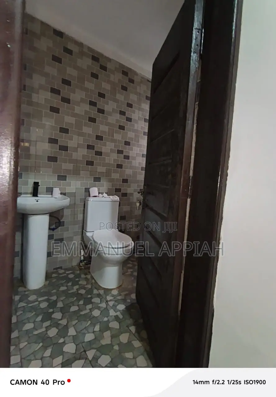 2bdrm Apartment in Ablekuma Canada for rent