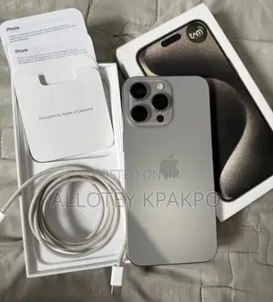 Apple iPhone 15 Pro Max 256 GB Silver