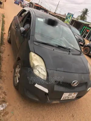 Toyota Vitz 2009 Black