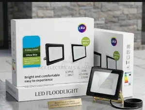 Ultra Thin Led Floodlight 100w Ip66 Energy Saving 85%