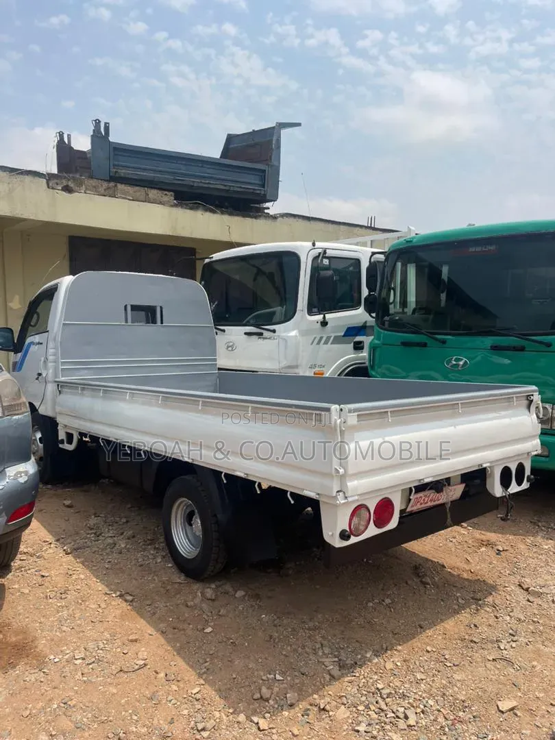 Kia Bongo 3 Long Bucket