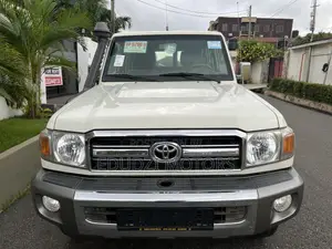 Toyota Land Cruiser 4.0 V6 EXR 2017 White