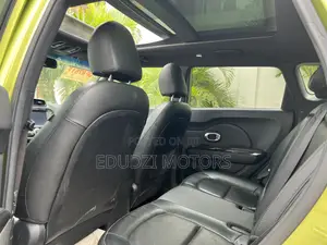 Kia Soul 4dr Wagon (1.6L 4cyl 6M) 2015 Green