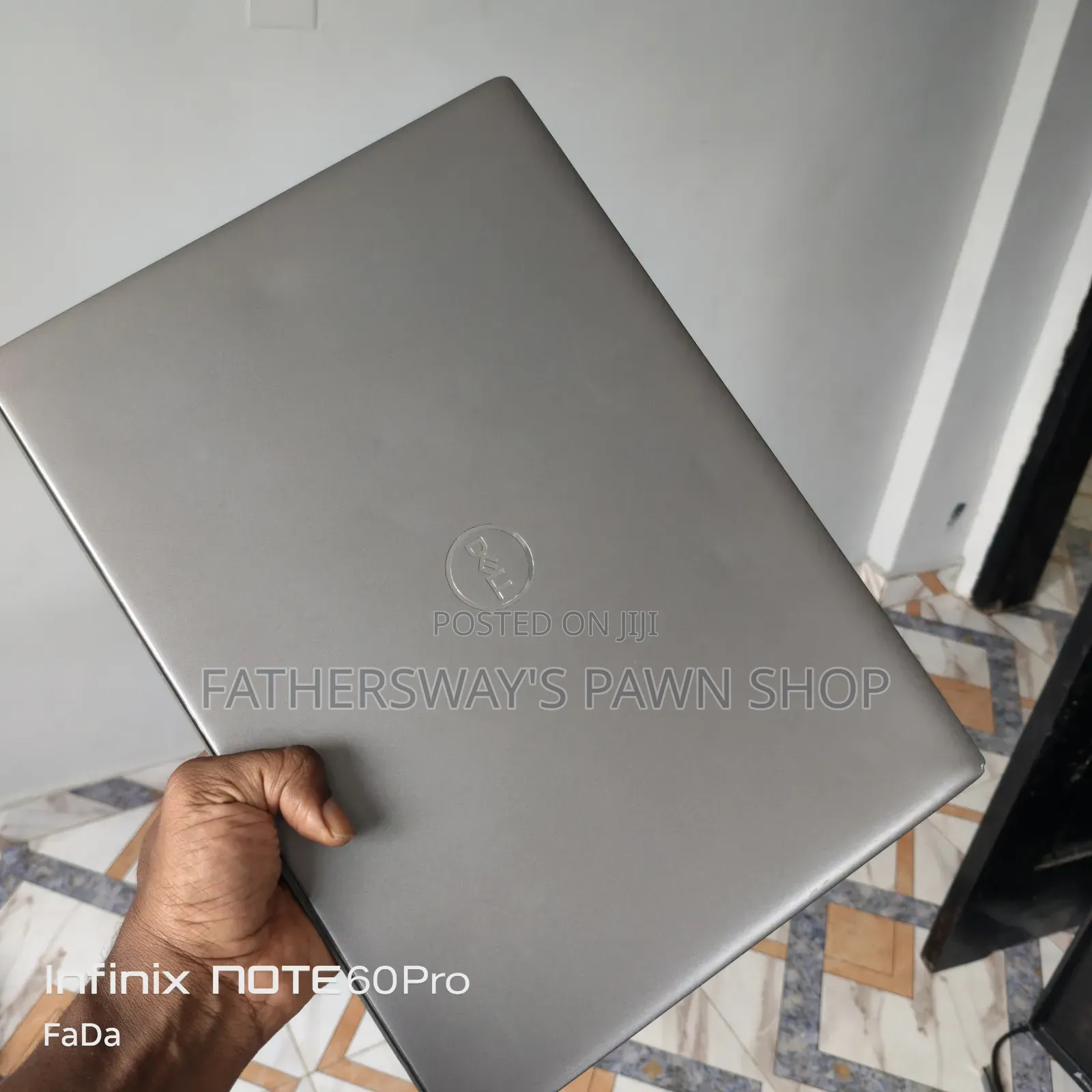 Laptop Dell Vostro 16 5620 8GB Intel Core i5 SSD 256GB