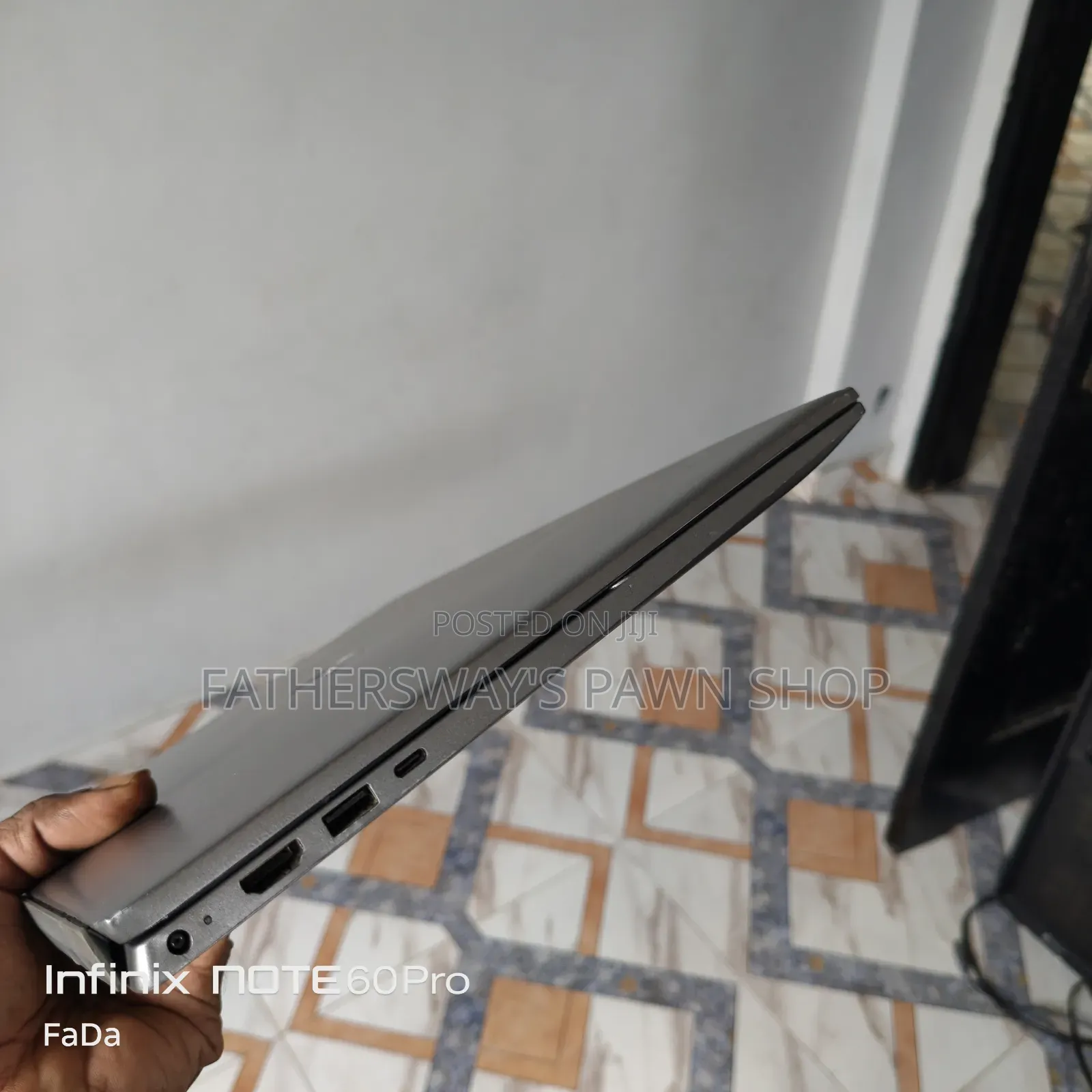 Laptop Dell Vostro 16 5620 8GB Intel Core i5 SSD 256GB