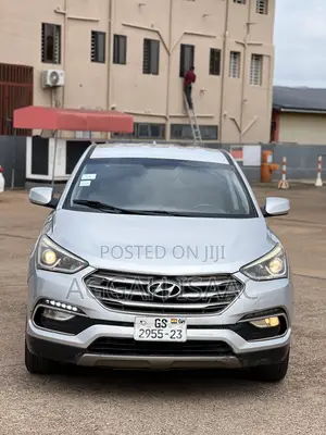 Hyundai Santa Fe 2017 Silver