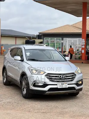 Hyundai Santa Fe 2017 Silver
