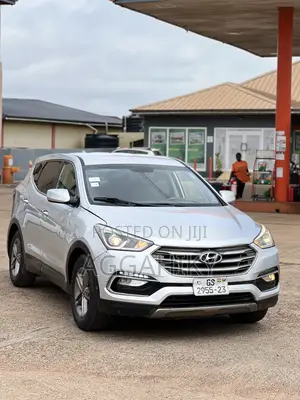Hyundai Santa Fe 2017 Silver