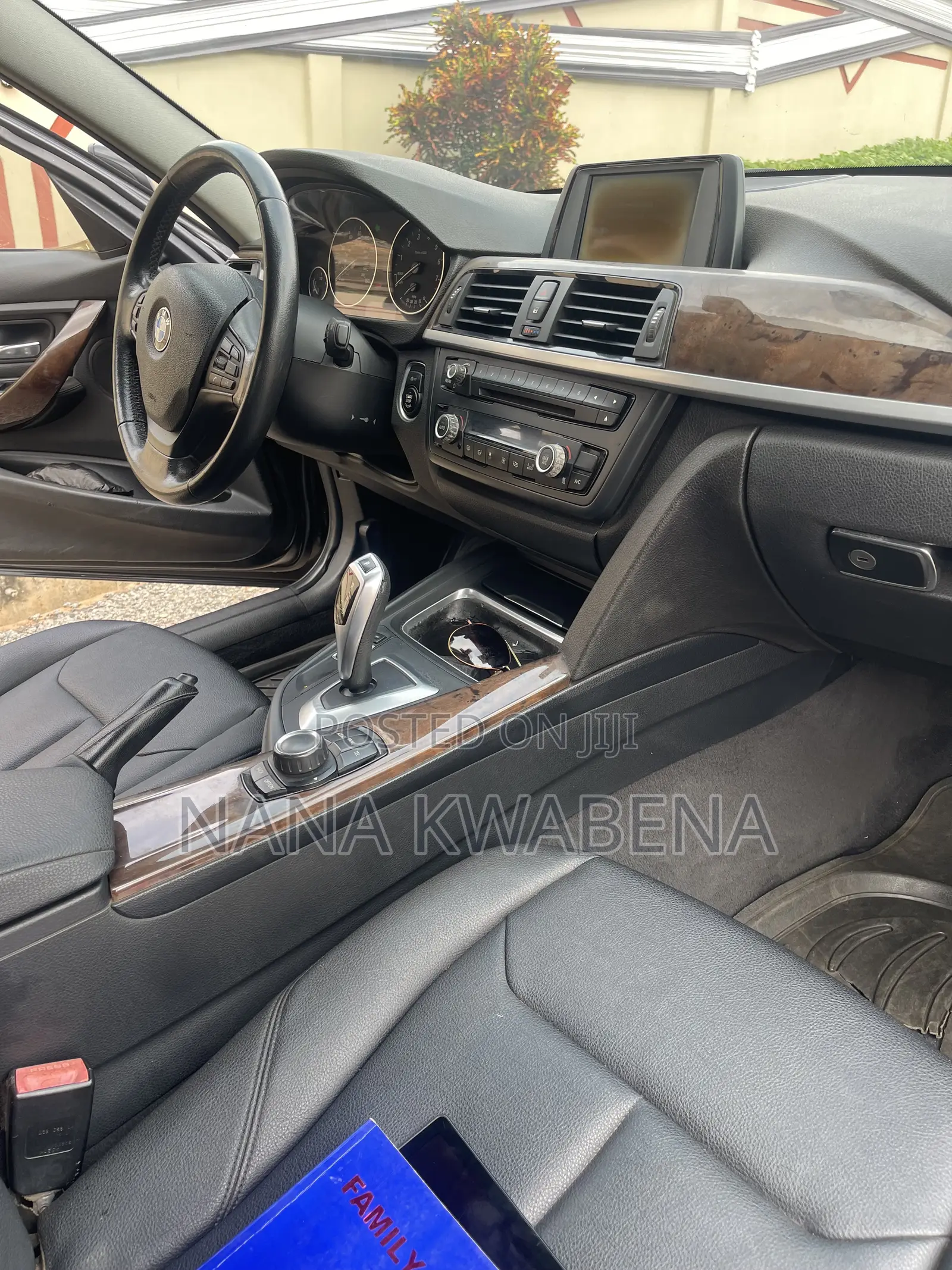 BMW 3 Series 320i RWD 2015 Black
