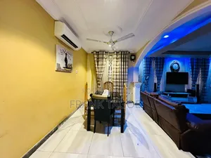 5bdrm House in Danfa for sale