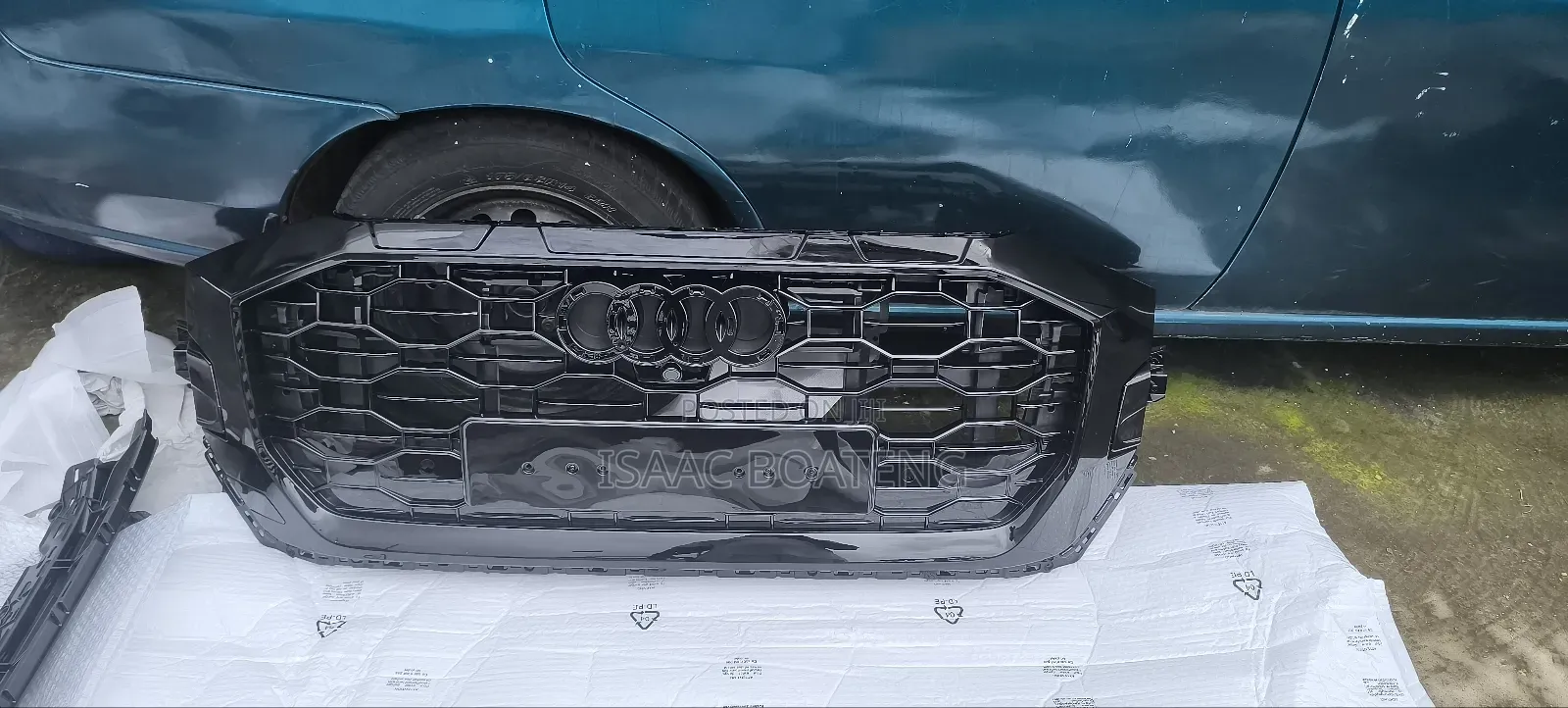 Audi Q8 2023 Front Grille