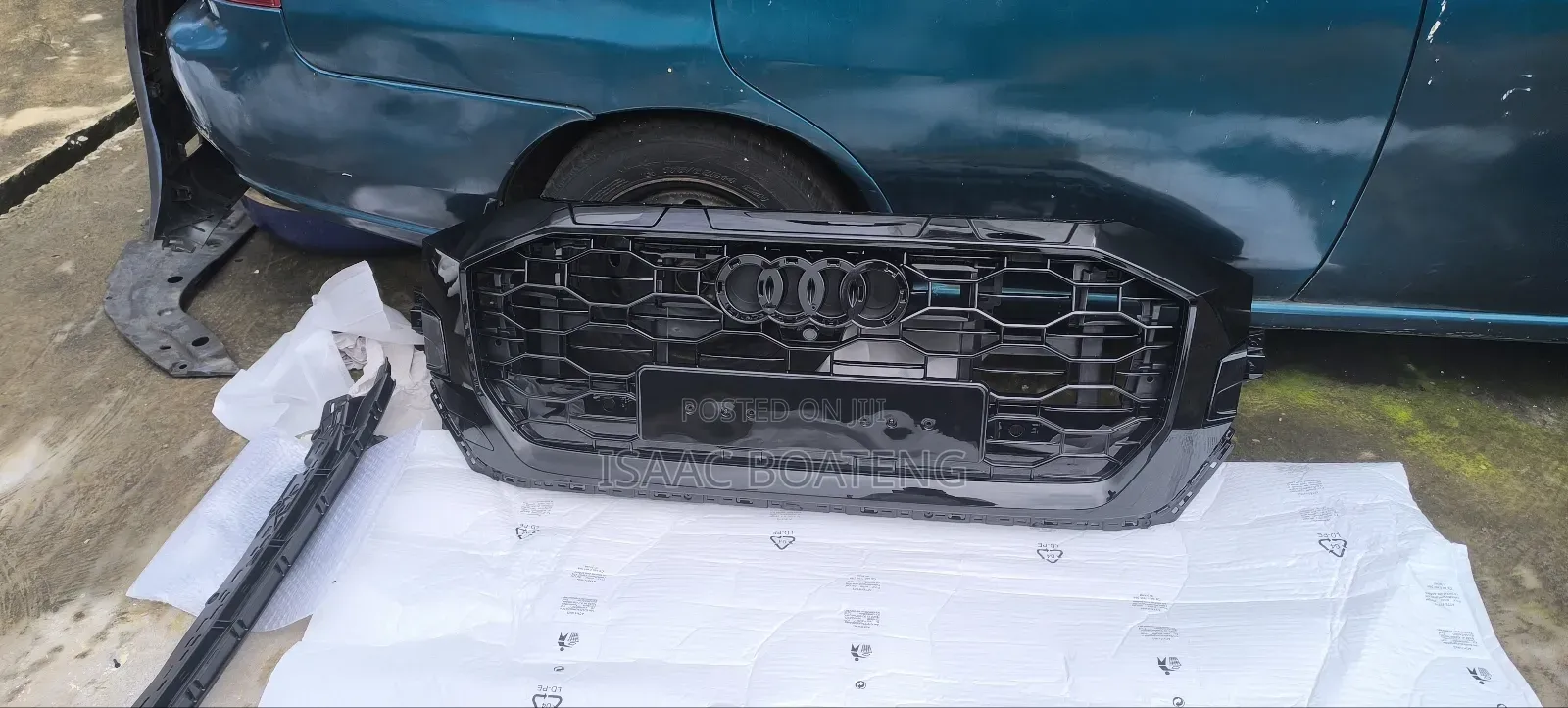 Audi Q8 2023 Front Grille