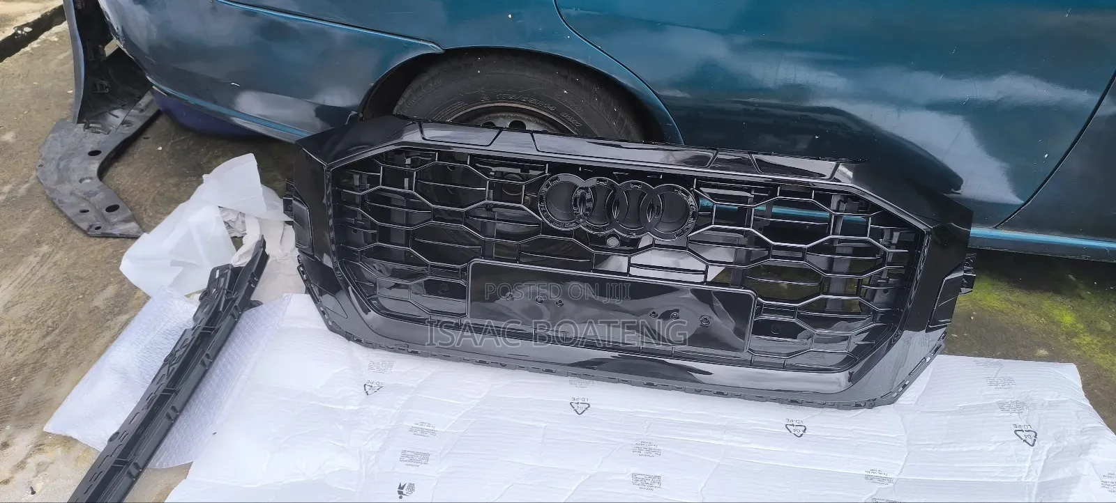 Audi Q8 2023 Front Grille