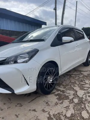 Toyota Vitz 1.3 AWD 3dr 2015 White