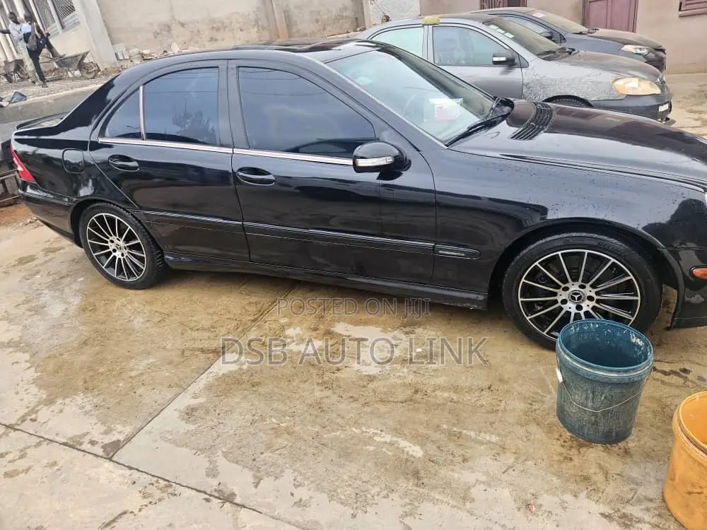 Mercedes-Benz C230 2007 Black